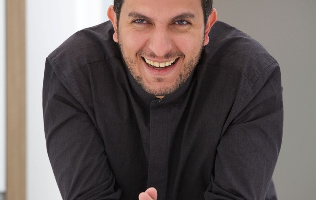 Akrame Benallal marche à l’instinct